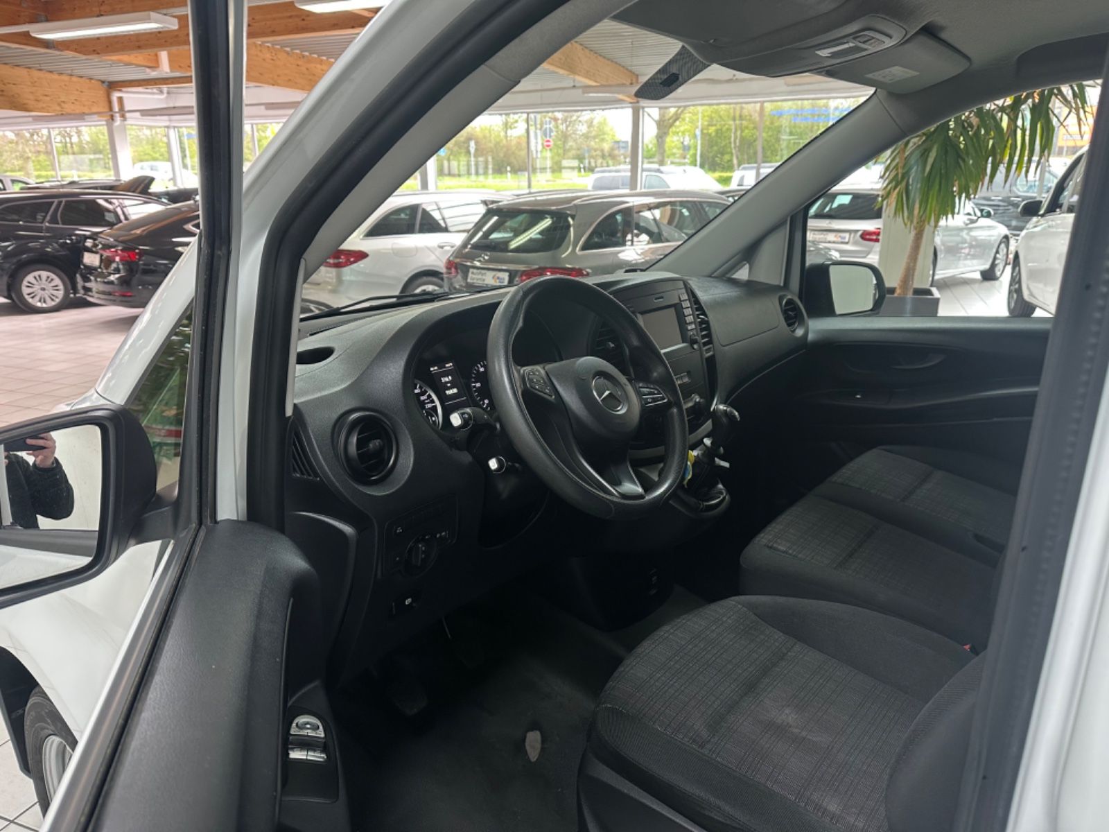 Fahrzeugabbildung Mercedes-Benz Vito Kasten 111 CDI FWD extralang*Navi*Tempomat*