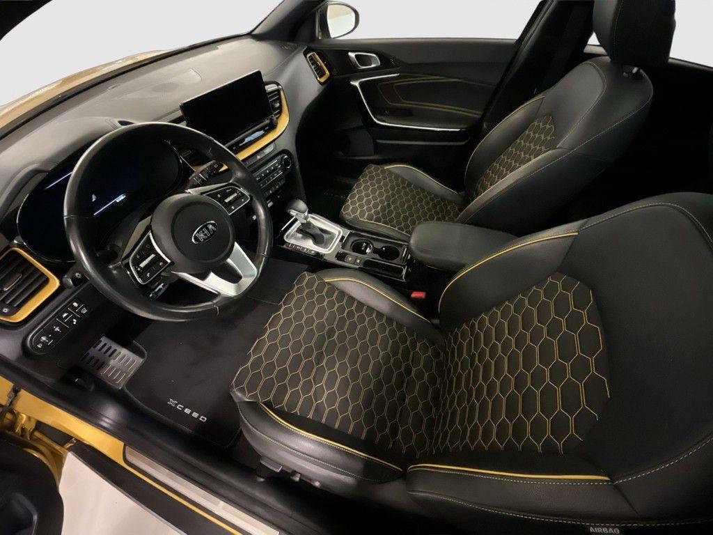 Kia XCeed Launch Edition NAVI LED SHZ PANO