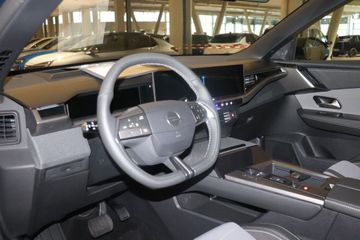 Fotografie des Opel Grandland (X) Grandland 1.2 DI Hybrid 48 V Automatik GS (K)