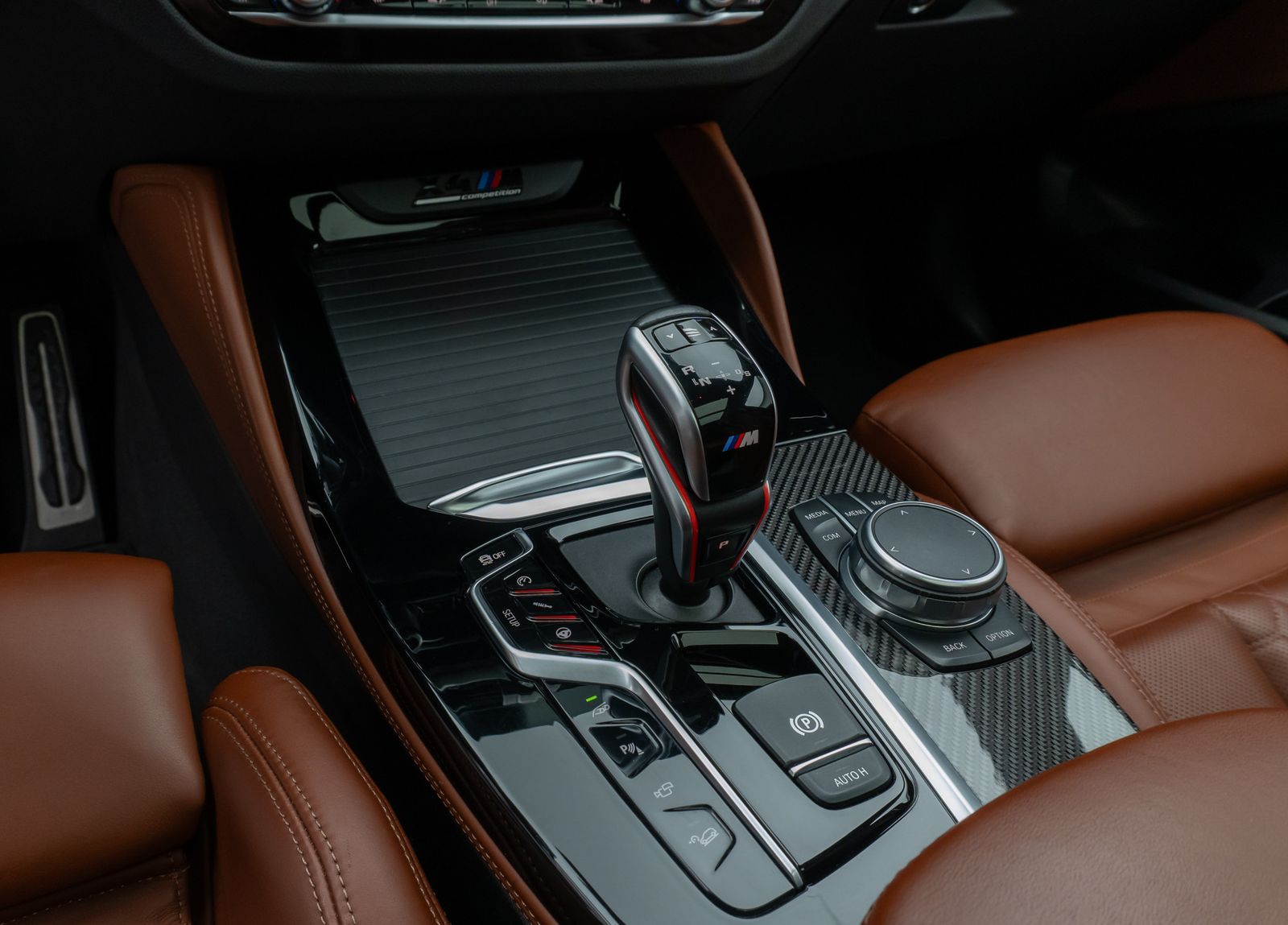 Fahrzeugabbildung BMW X4 M Panorama 360°HUD DAB H/K Individual 21Zoll
