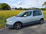 Skoda Roomster 1.2 TSI Scout Panorama - Skoda aus 2012: Scout