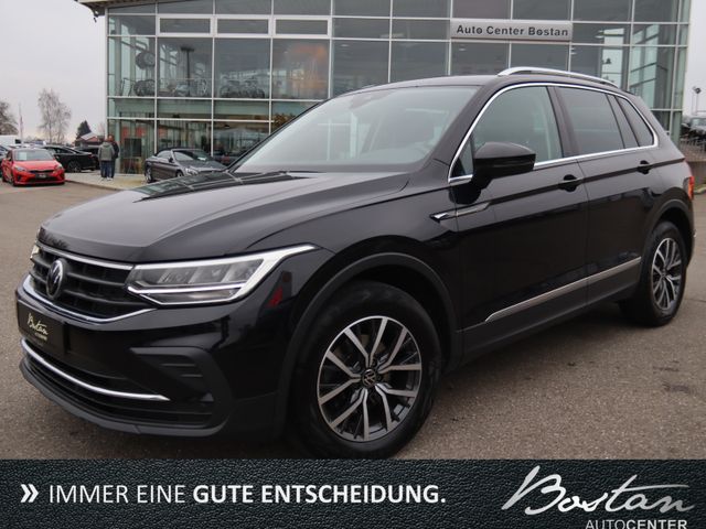 Volkswagen Tiguan 1.5 TSI LIFE/DSG/KAMERA/NAVI/AHK/1.HAND