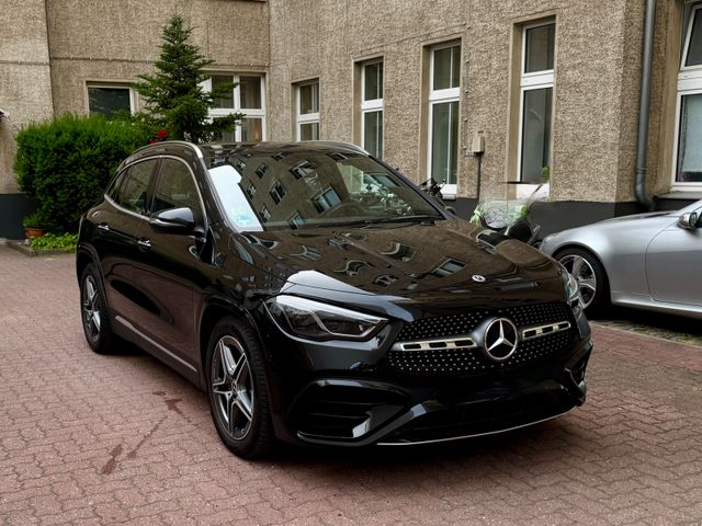 MERCEDES-BENZ GLA 220 4MATIC DCT  AMG Standhzg