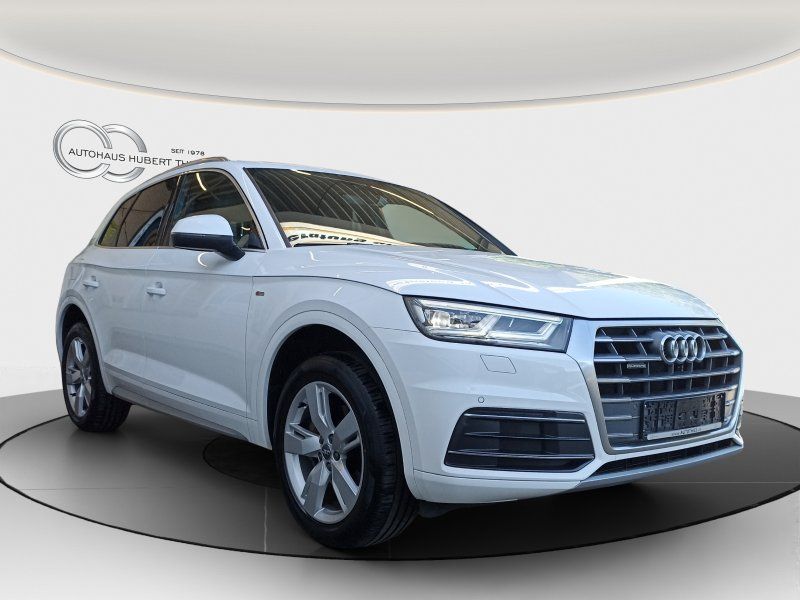Fahrzeugabbildung Audi Q5 2.0 40 TDI quattro sport S-Tronic S-line