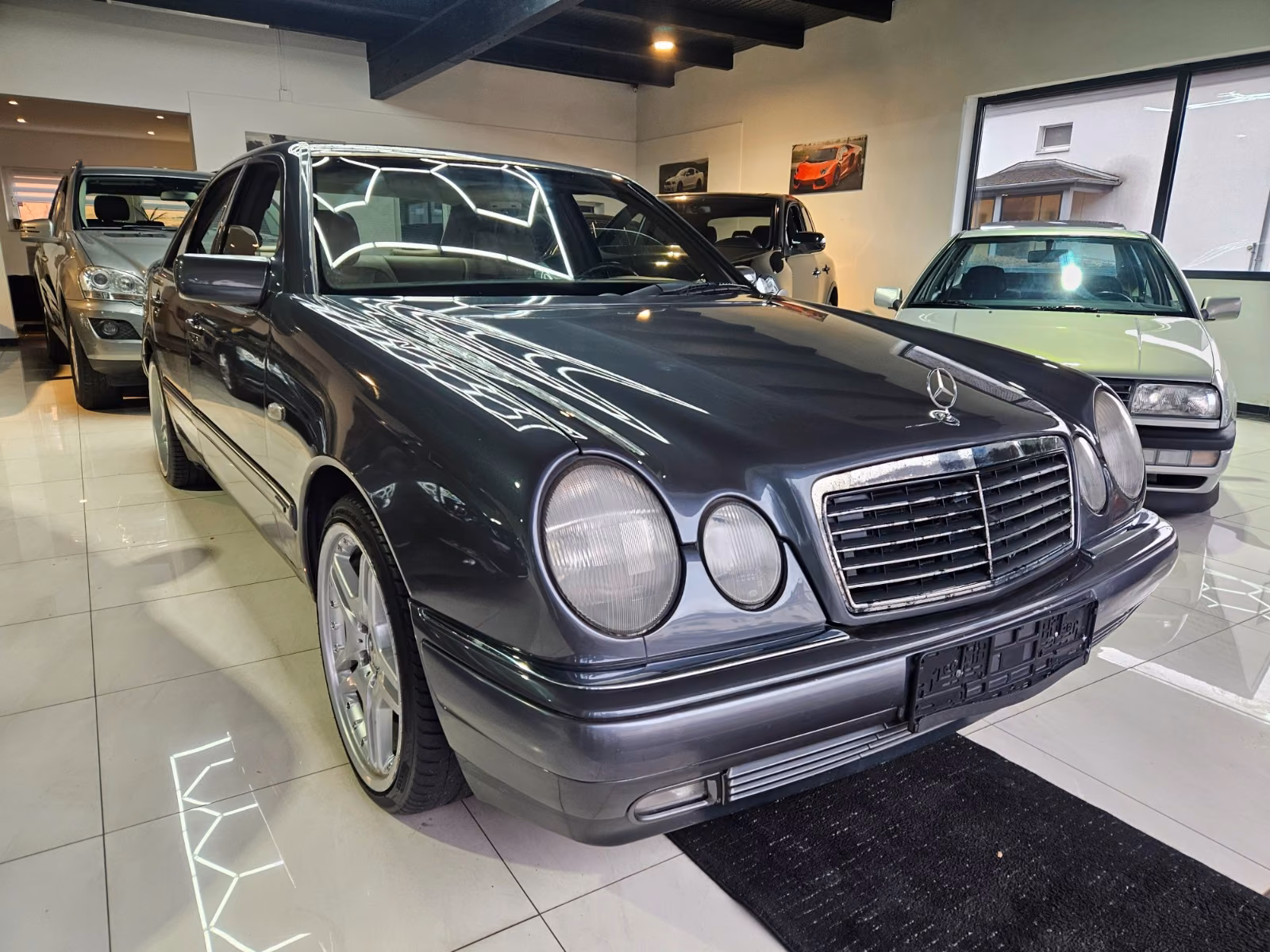 Mercedes-Benz E 220,Avantgarde,Leder,Klima,Alu,Schibedach