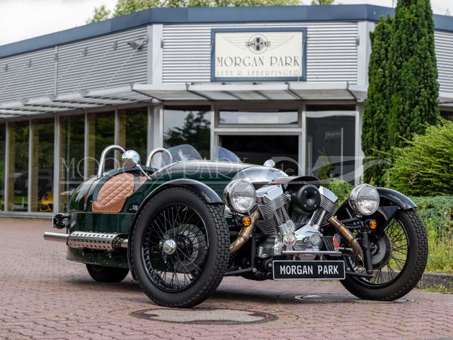 Morgan 3 Wheeler *Sport Green / Honey / 110 Years*