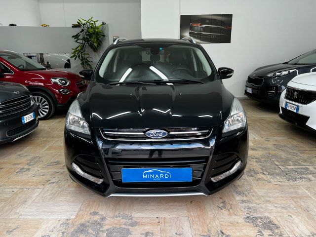 Ford Kuga 2.0 TDCI 150 CV S&S 4WD Titanium