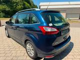 Ford Grand C-MAX Titanium/PANO/LEDER/AHK/CAM/SHZ/NAVI - gebrauchte Ford Grand C-Max aus dem Jahr 2011