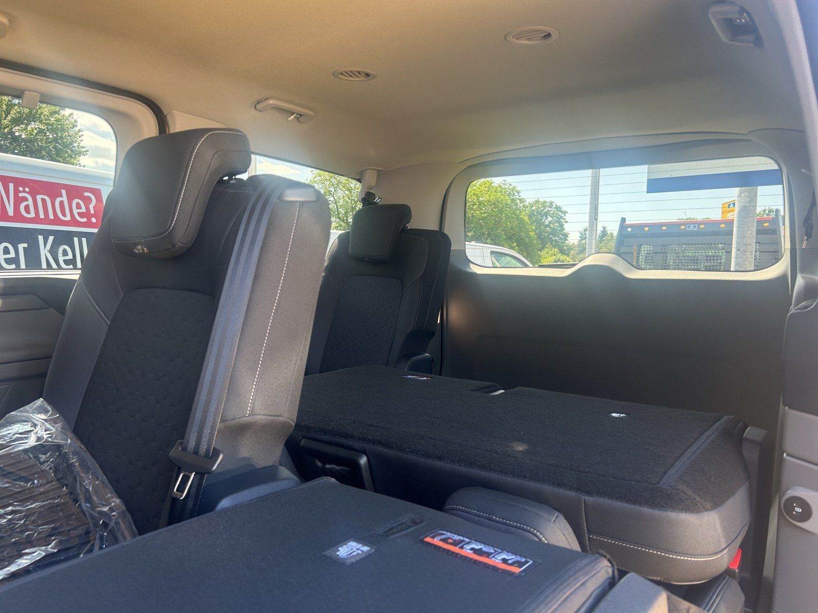 Fahrzeugabbildung Ford Tourneo Custom Autom. L2 AHK 3 Zo. Klima. Tech.5