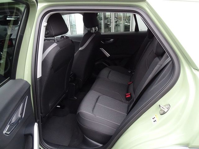 Q2 30 TFSI advanced - LED / Navi