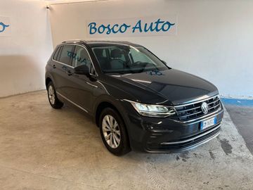 Volkswagen Tiguan - 2