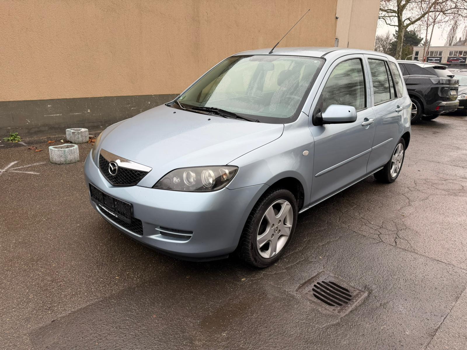 Mazda 2 Lim. 1.4 Active-TÜV NEU SERVICE NEU