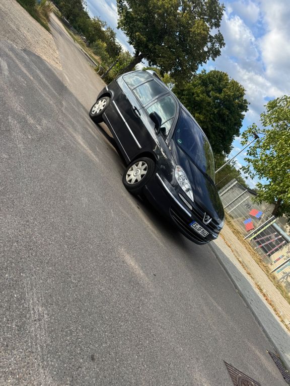 Peugeot 807