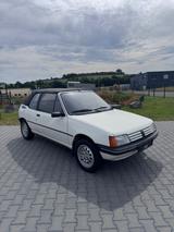 Peugeot 205 CJ - Peugeot 205: Cabrio