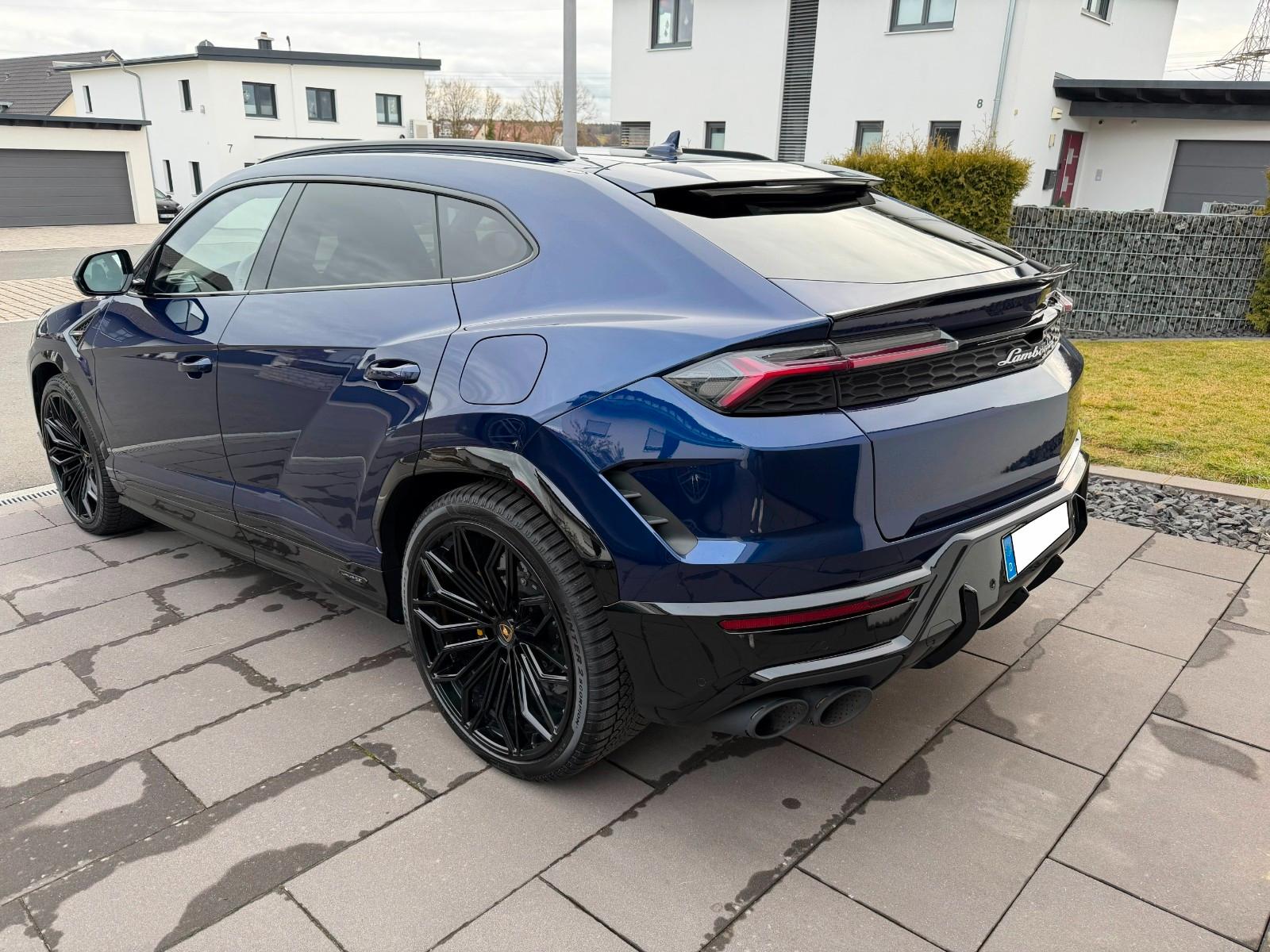 Lamborghini Urus 4.0 V8 PHEV SE B&O+PANO+ANIMA+MASSAGE+23"