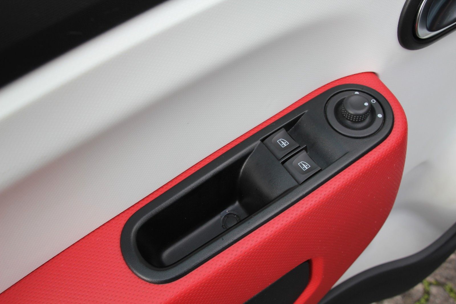 Fahrzeugabbildung Renault Twingo Chic 1.0 SCe