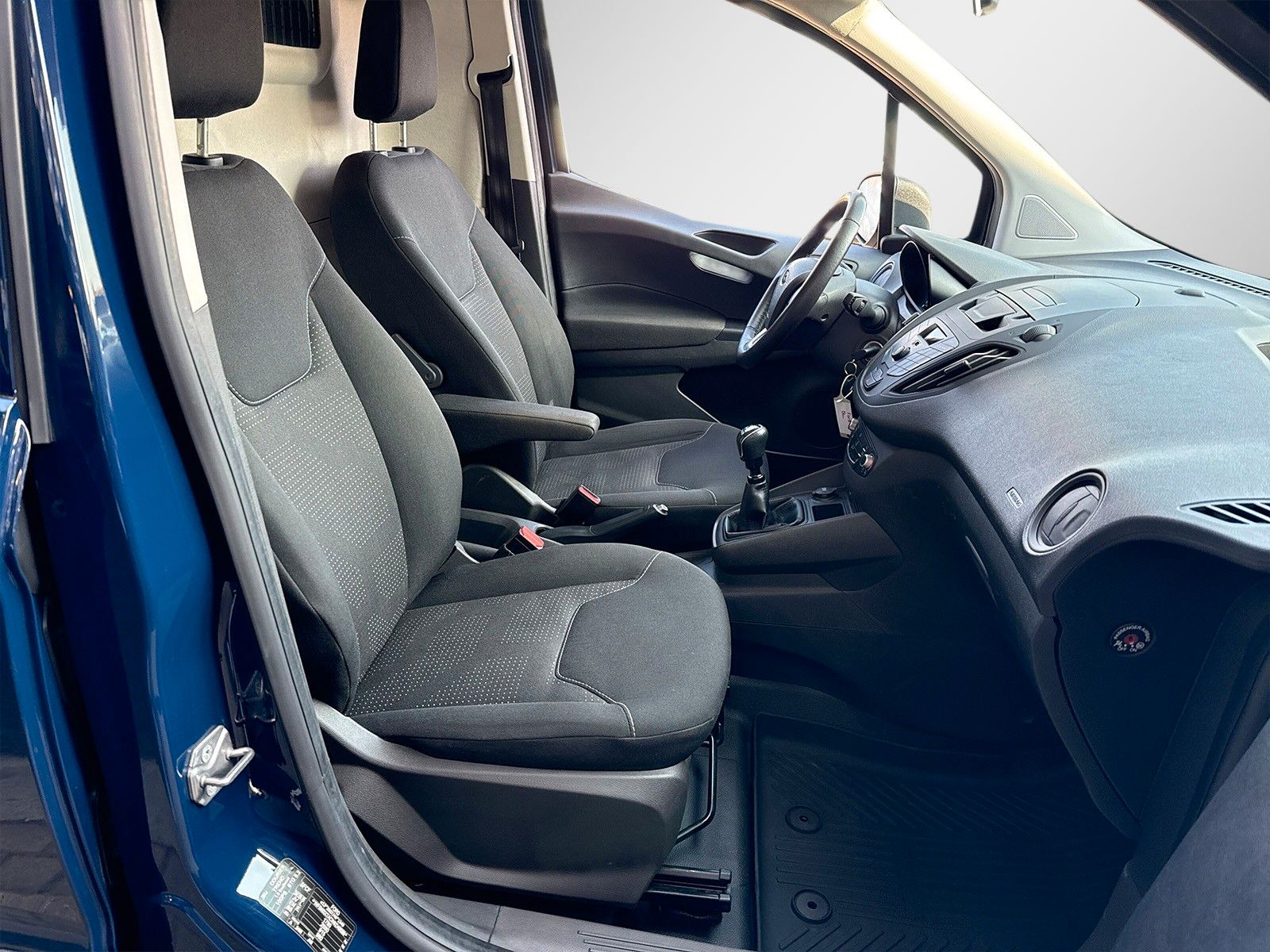 Fahrzeugabbildung Ford Transit Courier Trend*Shz*Multi*Klimaanalage*