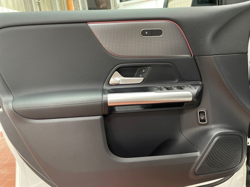 Mercedes-Benz EQA 300 4matic Progressive AMG MBUX Progressive foto 19