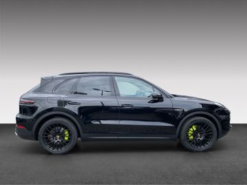Porsche Cayenne - 5
