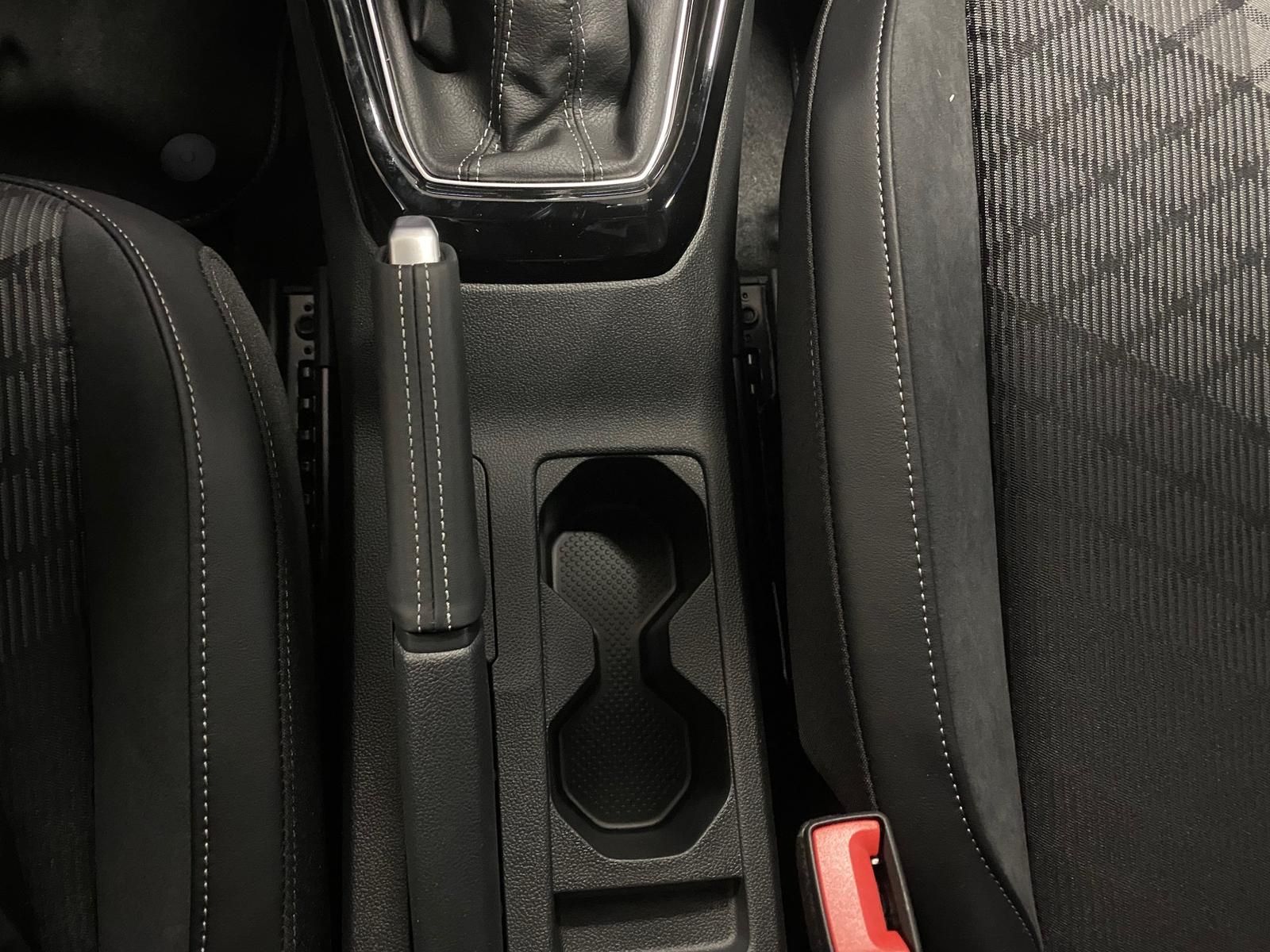 Fahrzeugabbildung Volkswagen T-Cross 1.5 TSI DSG BLACK STYLE R-Line+AHK+ACC++