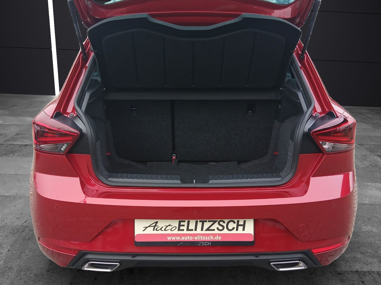 Fahrzeugabbildung SEAT Ibiza TSI FR DSG LED Pano 18''