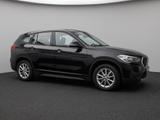 BMW X1 sD20i Panorama Navi Lordos DAB HiFi Parkassis - BMW X1: 20i