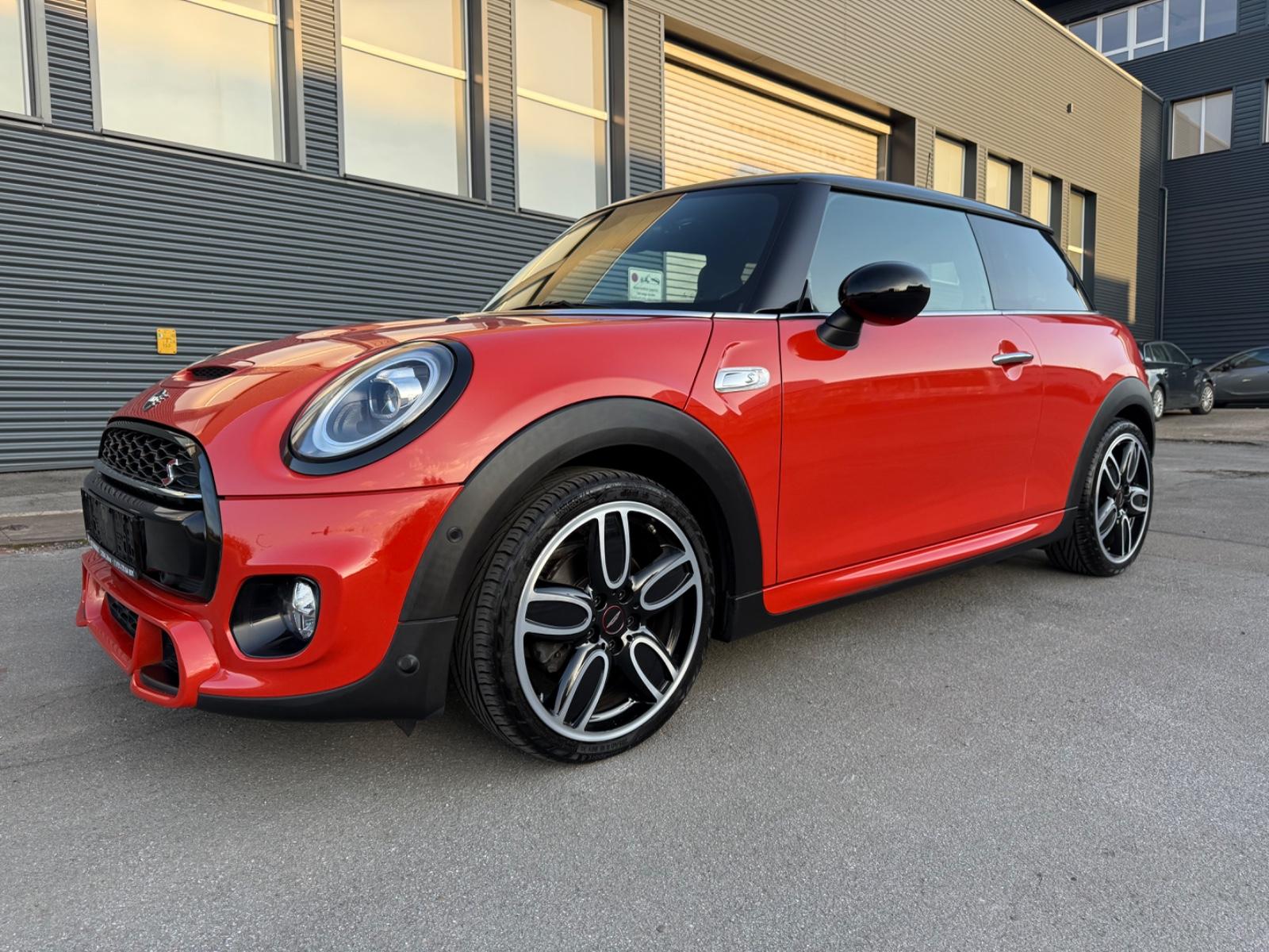 MINI Cooper S Pano H/K 18 Zoll LED Apple Carplay Navi