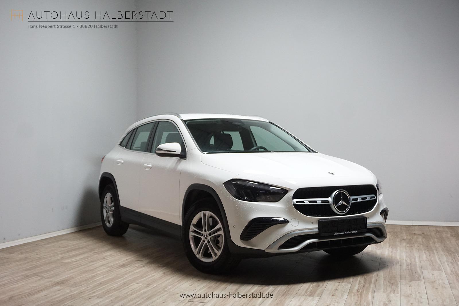 Mercedes-Benz GLA 220 4Matic Navi/LED/Kam+Park