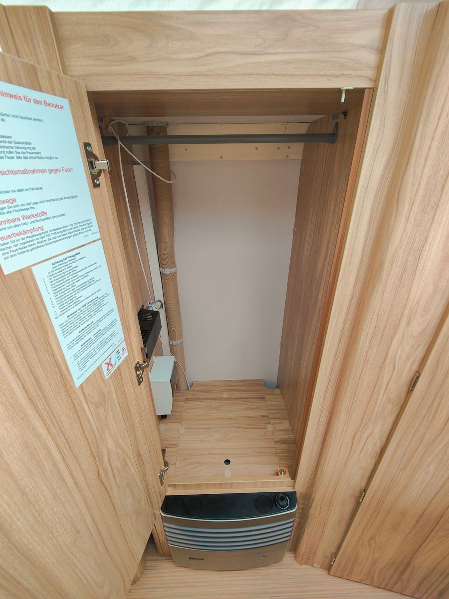 Fahrzeugabbildung HYMER / ERIBA / HYMERCAR Feeling 442 - 6.824€ Sparen!!!