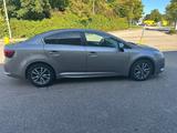 Toyota Avensis 1,8-l-Valvematic Comfort,Aut,Navi,Kamera - Toyota Avensis mit Benzin-Antrieb: Limousine
