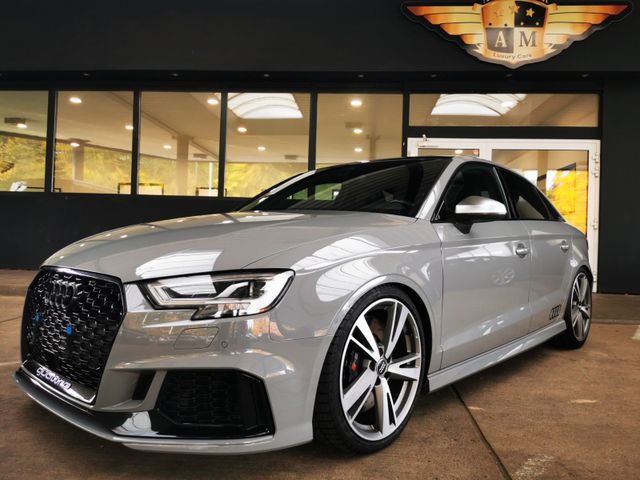 Audi RS3 Lim. 2.5 TFSI quattro PanoDach/VollLeder/