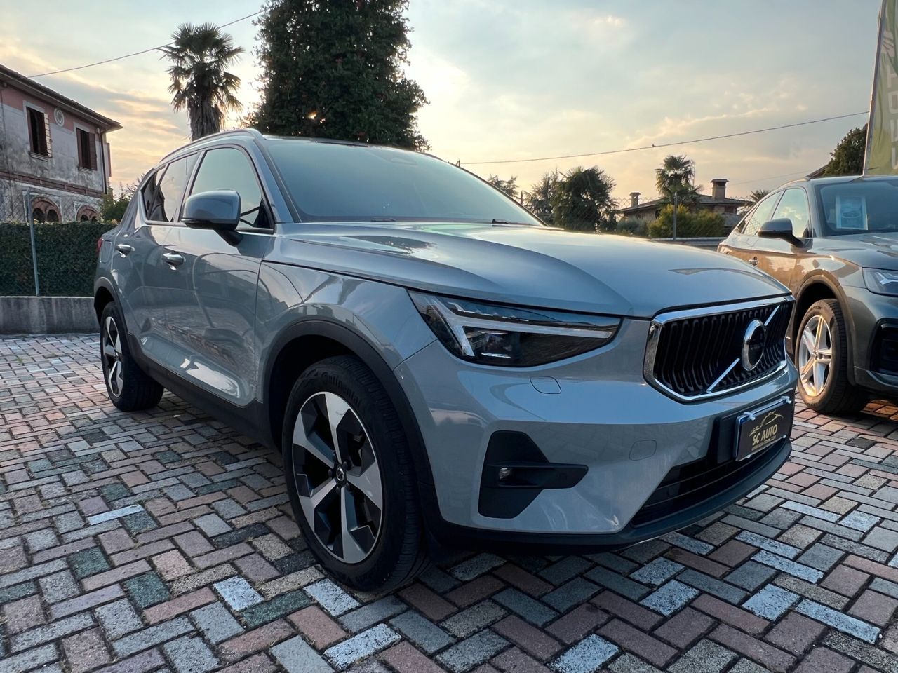 Other Volvo XC40 B3 automatico Plus Dark imagem 3