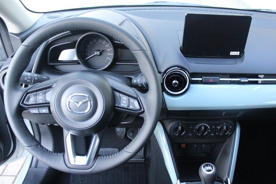 Fahrzeugabbildung Mazda 2 M-Hybrid Center-Line G-90 *Sofort* Klima ACAA