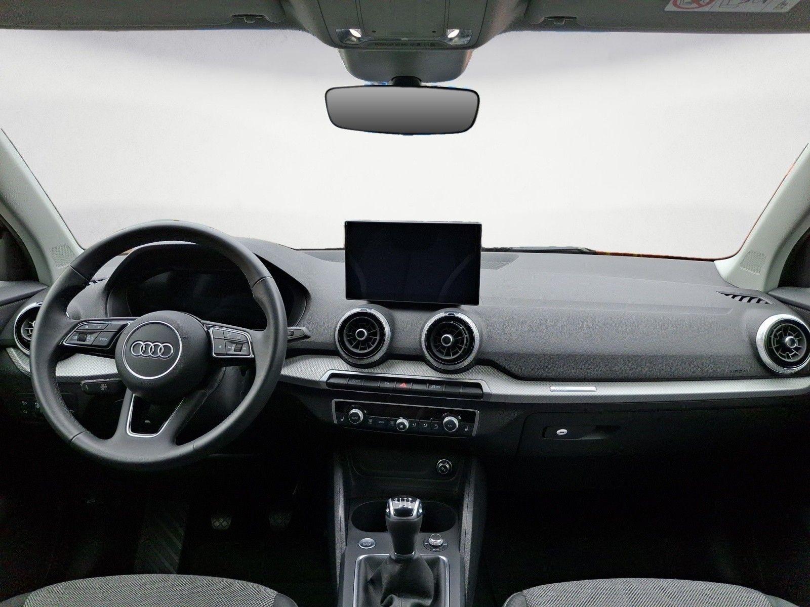 Audi Q2 advanced 30 TSFI 85(116) kW(PS) *Matrix- LED 