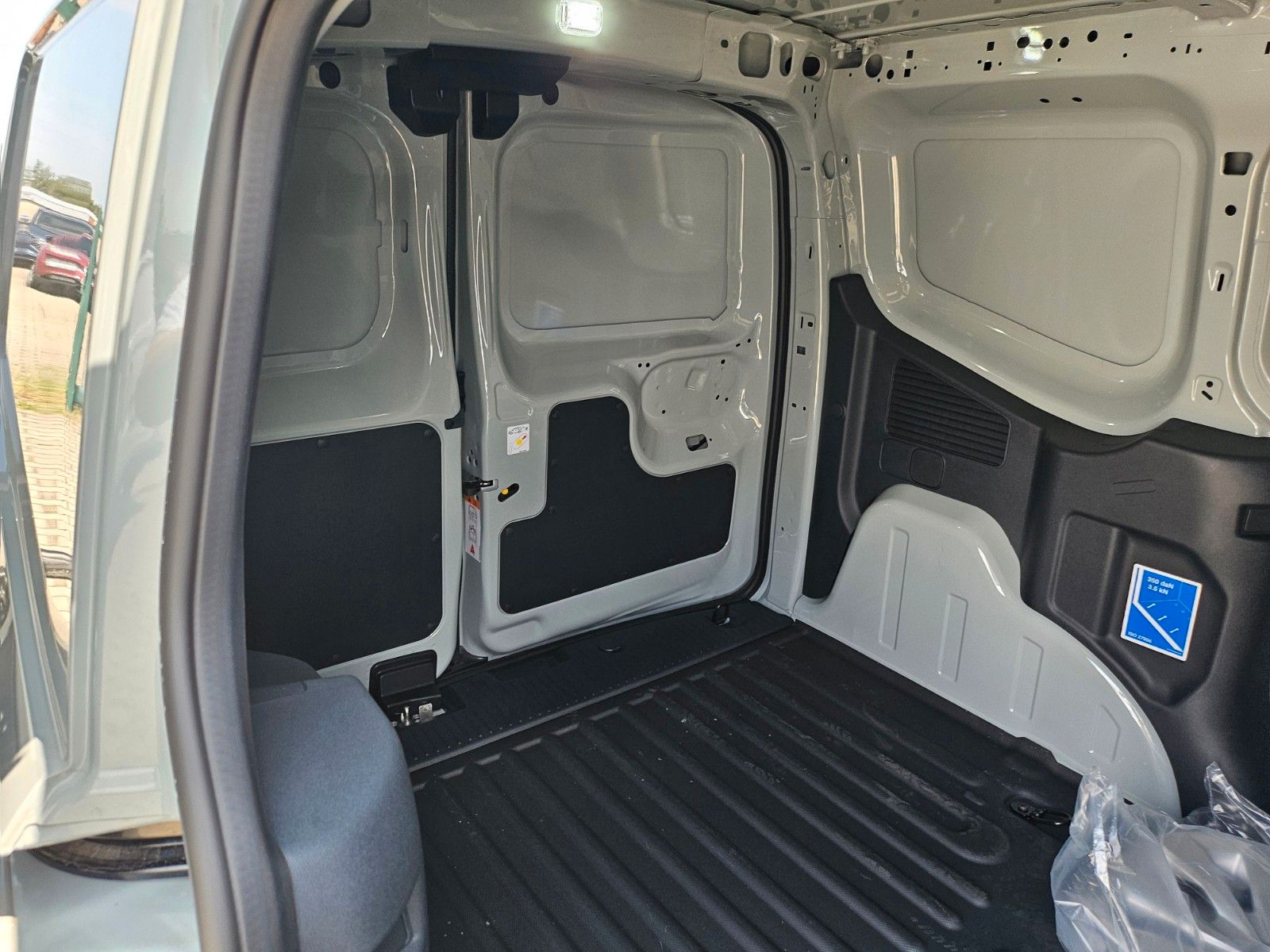 Fahrzeugabbildung Ford Transit Courier Trend