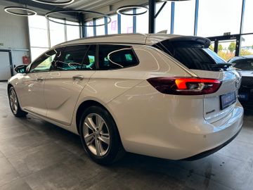 MYAUTOCENTER – Gebraucht- und Jahreswagen mit Werkstattservice in Pfaffenhofen Opel Insignia *KEYLESS*TEM*AHK*LKHZ*NAV*KLIMAAUTOM*