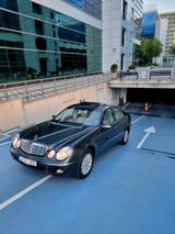 Mercedes-Benz E 240 ELEGANCE Elegance - gebrauchte Mercedes-Benz E 240 aus dem Jahr 2002