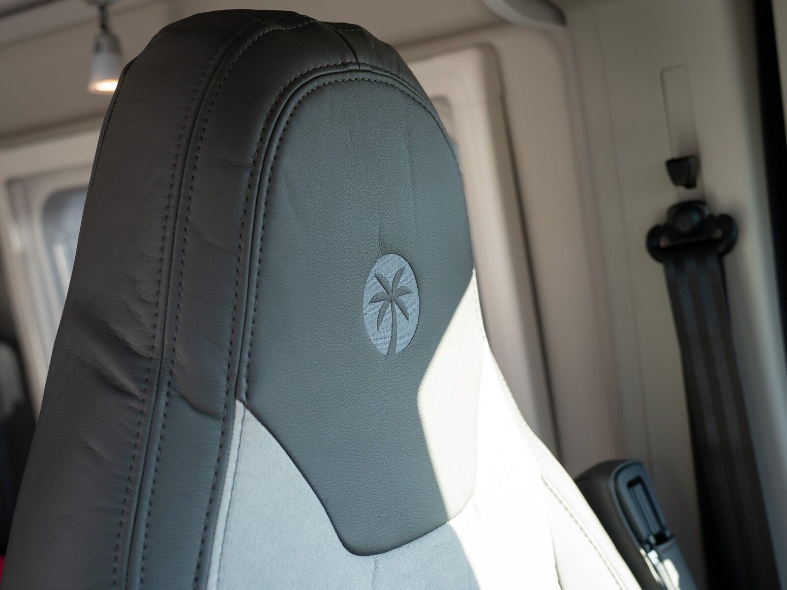 Fahrzeugabbildung Sunlight Adventure Cliff 600 Modell 26 / Dieselheizung