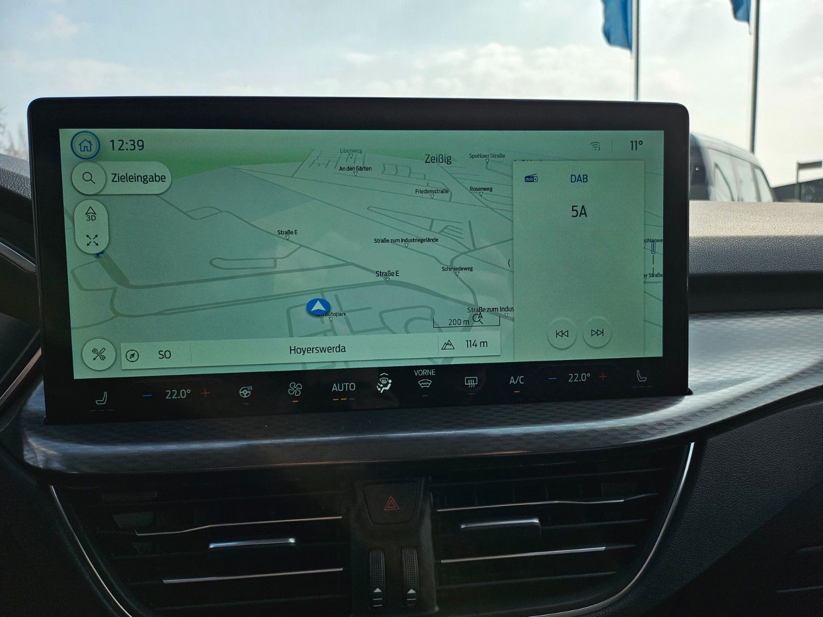 Fahrzeugabbildung Ford Kuga Hybrid Titanium