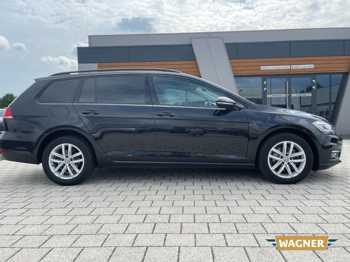 Fahrzeugabbildung Volkswagen Golf VII Variant Comfortline BMT Start-Stop