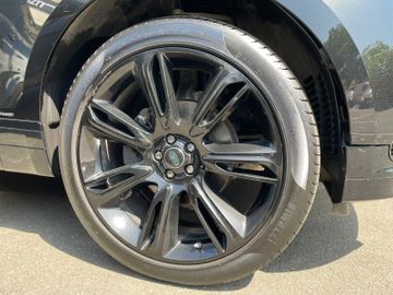 Fahrzeugabbildung Land Rover Range Rover Velar R-Dynamic| DESIGN | LED |
