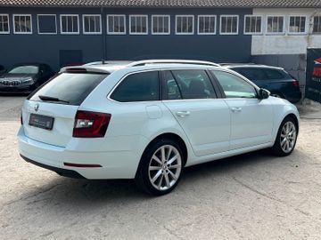 Fahrzeugabbildung SKODA Octavia Combi 1.8 TSI DSG Style Pano LED ACC LHZ