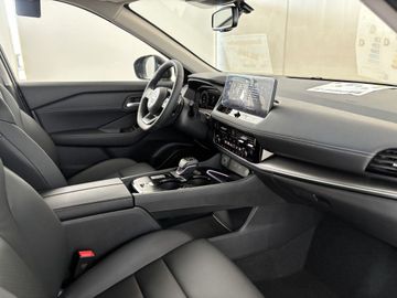 Fotografie des Nissan X-Trail 1.5 VC-T Mild-Hybrid Xtronic N-Connecta