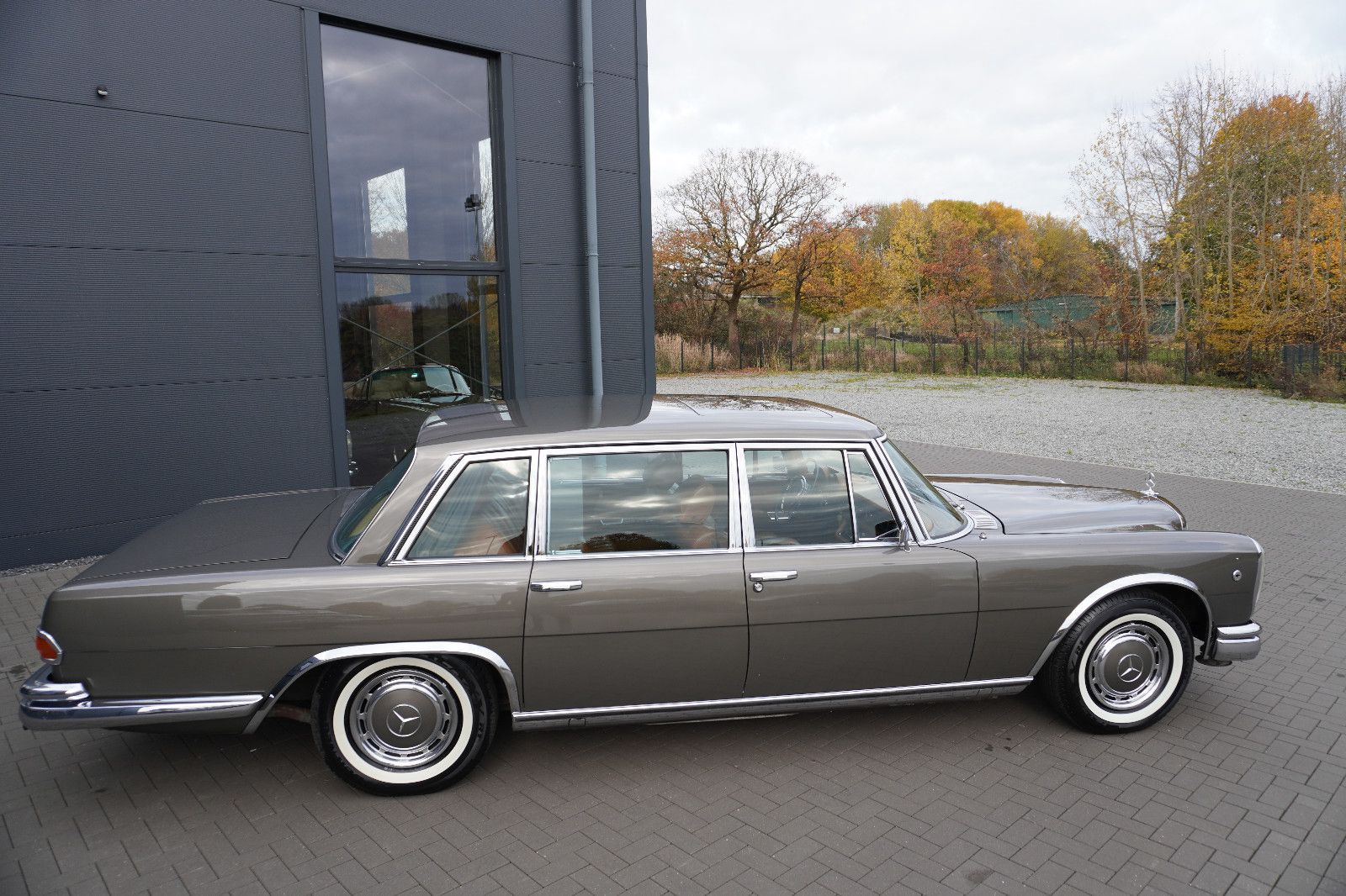 Fahrzeugabbildung Mercedes-Benz 600