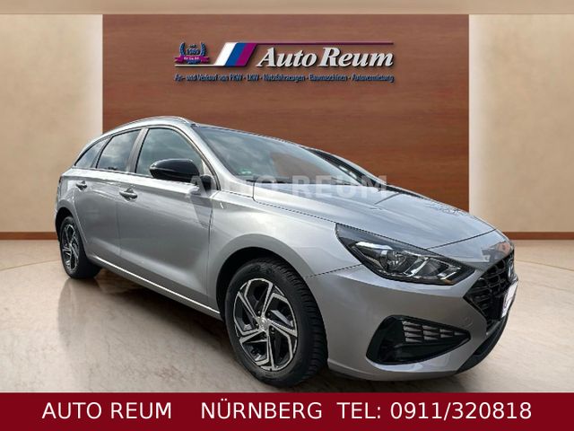 Hyundai i30 cw Edition 30 LNEKRADHEIZ KLIMAAUTO SPURHALT