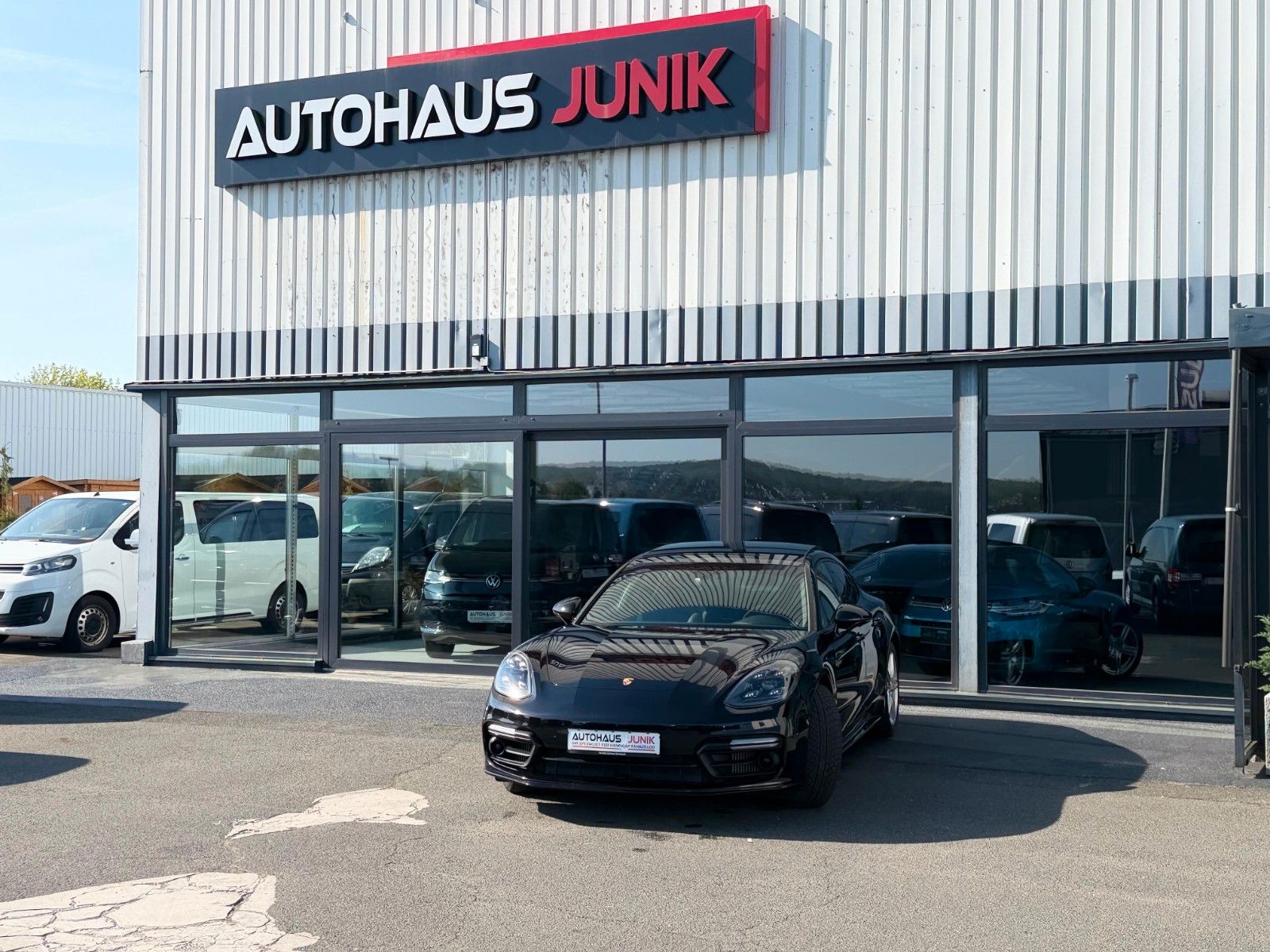PORSCHE Panamera 4 E-Hybrid