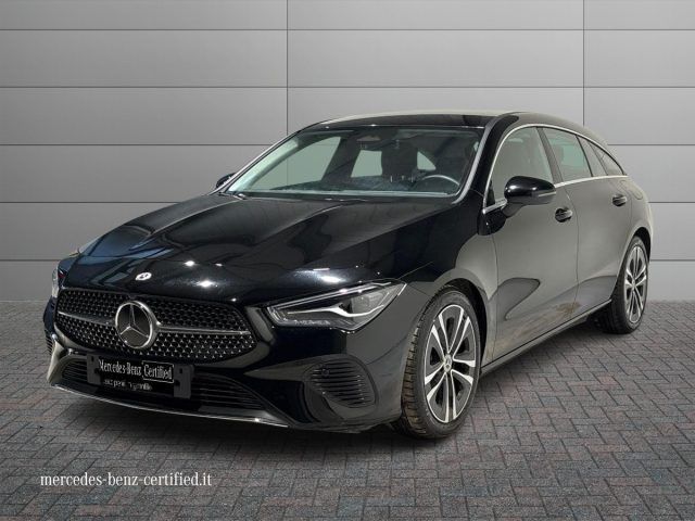 Autres MERCEDES-BENZ CLA 180 d Auto Shooting Brake Prog