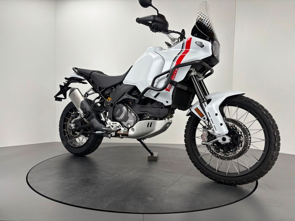 Fahrzeugabbildung Ducati DESERT X *1. HAND *TOP-ZUSTAND