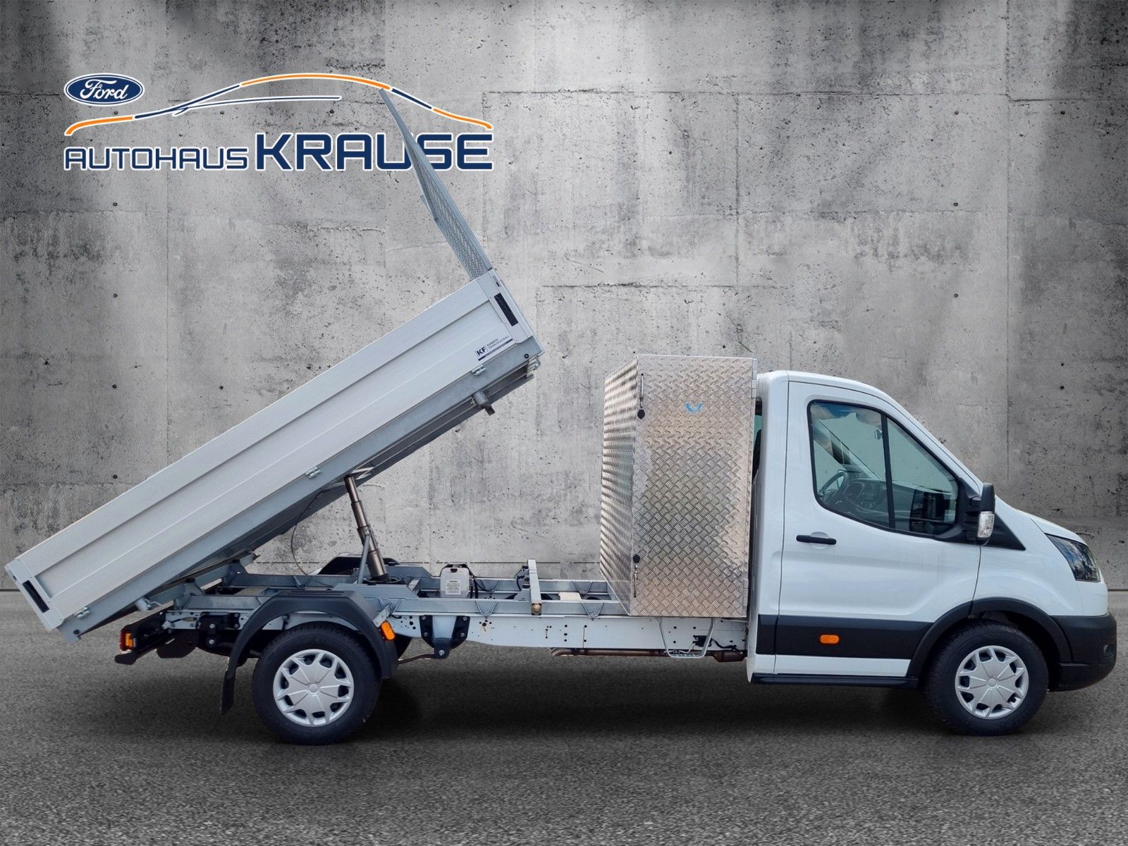 Fahrzeugabbildung Ford Transit Pritsche 350 L3 Einzelkabine Trend