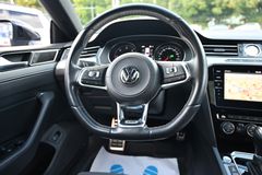 VW Arteon 2.0 TDI R-Line Pano Leder Navi LED CAM